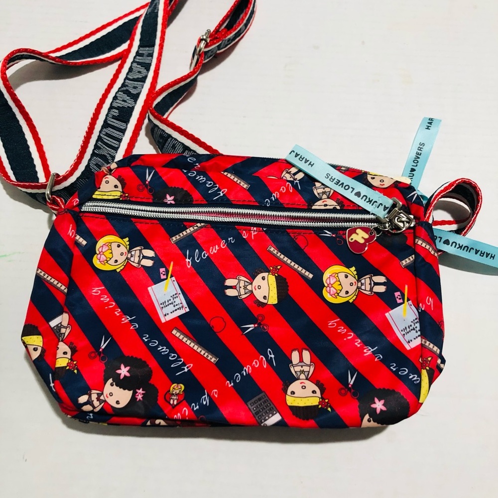 Rare Harajuku Lovers Crossbody Bag 
Excellent Condition 
No Marks - Picture 3 of 4